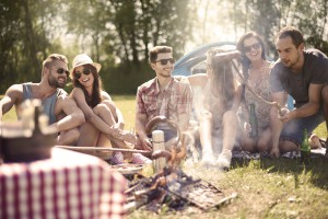 Campfire in the summer is a good idea